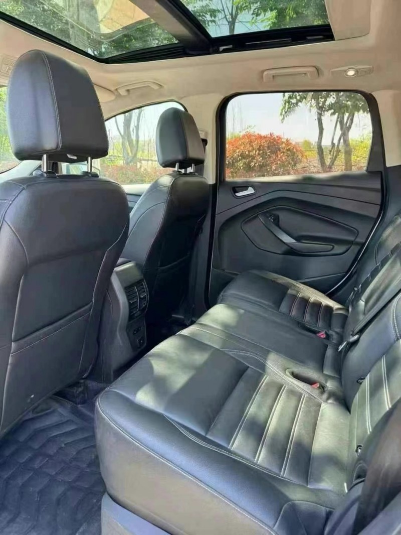 枣庄19年福特翼虎8