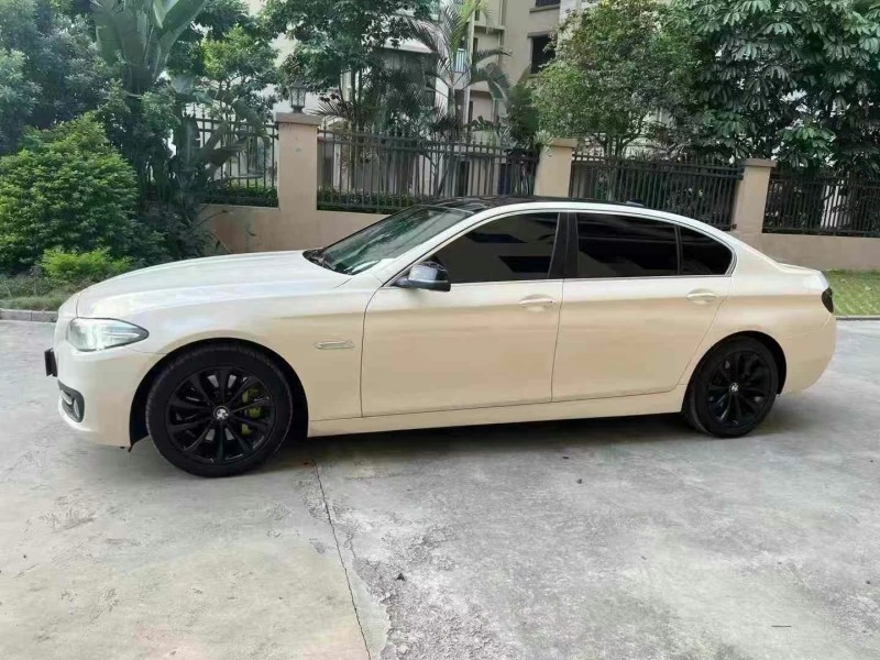 成都17年宝马5系4