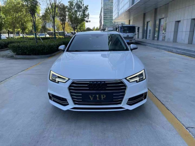 济宁19年奥迪A4L1