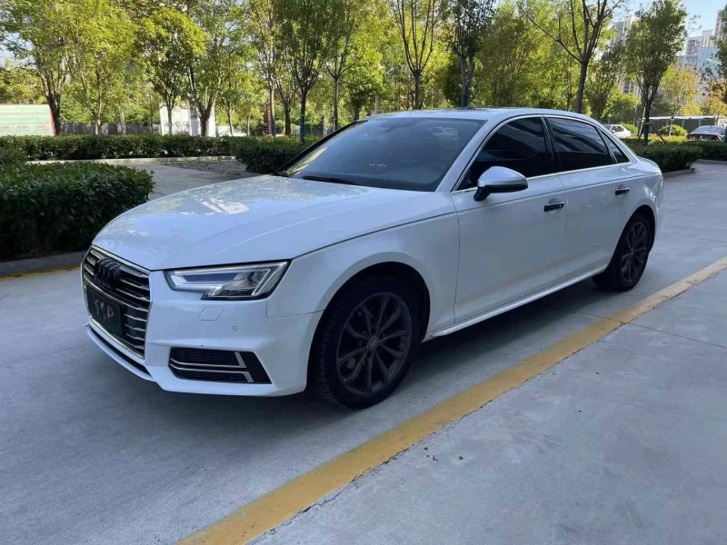 济宁19年奥迪A4L3