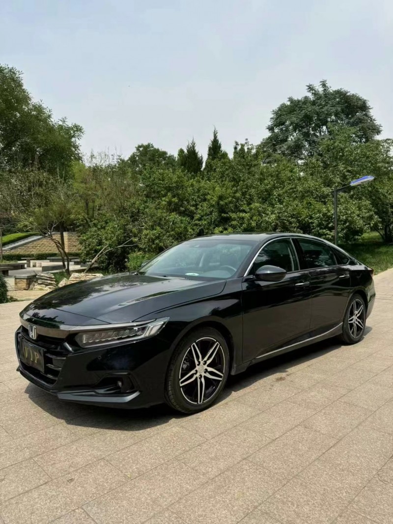 邢台22年本田雅阁2