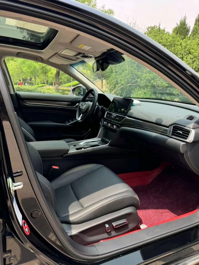 邢台22年本田雅阁6