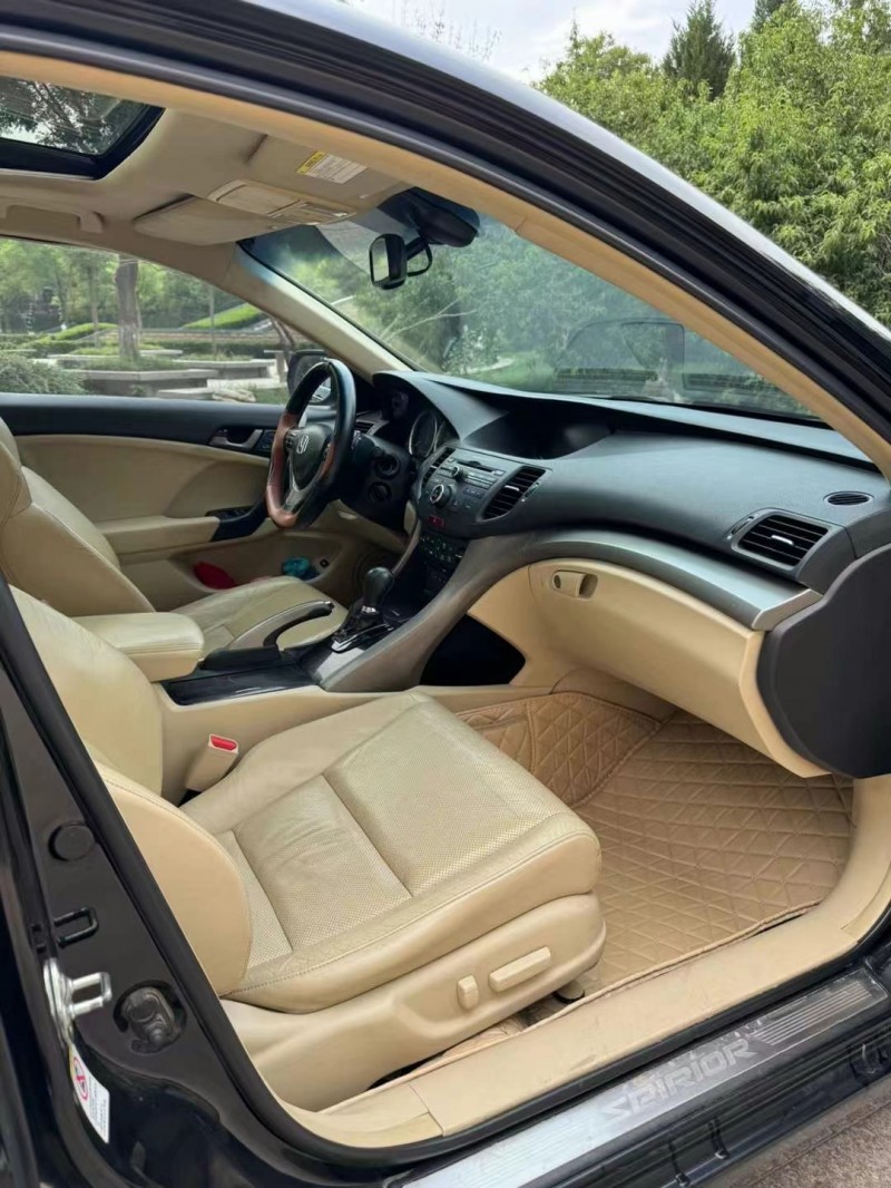 邢台12年本田思铂睿6