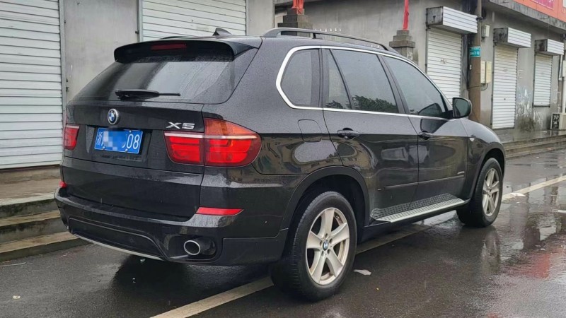 济宁12年宝马X58