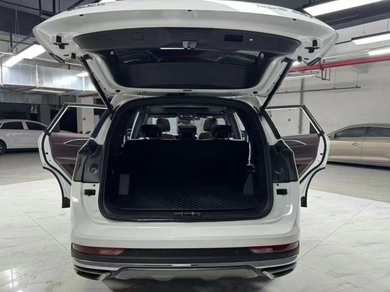 成都22年奇瑞捷途6