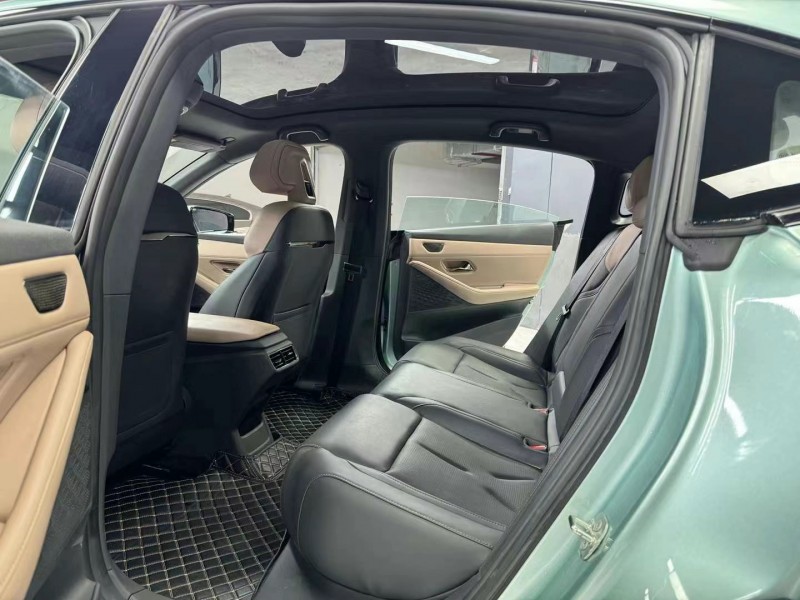 成都23年长安汽车深蓝7