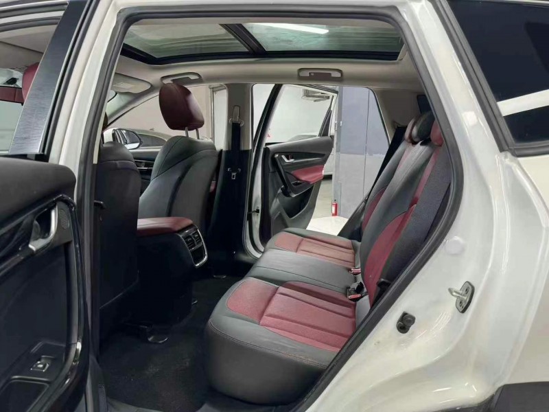 成都22年东风风光9