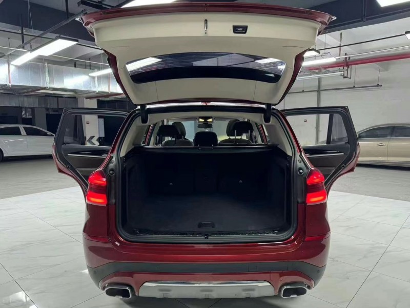 成都19年宝马X35