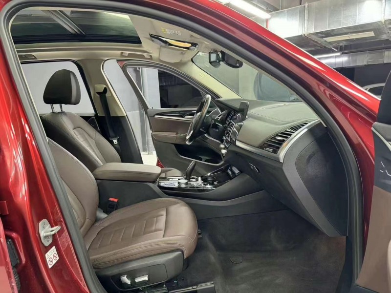 成都19年宝马X37