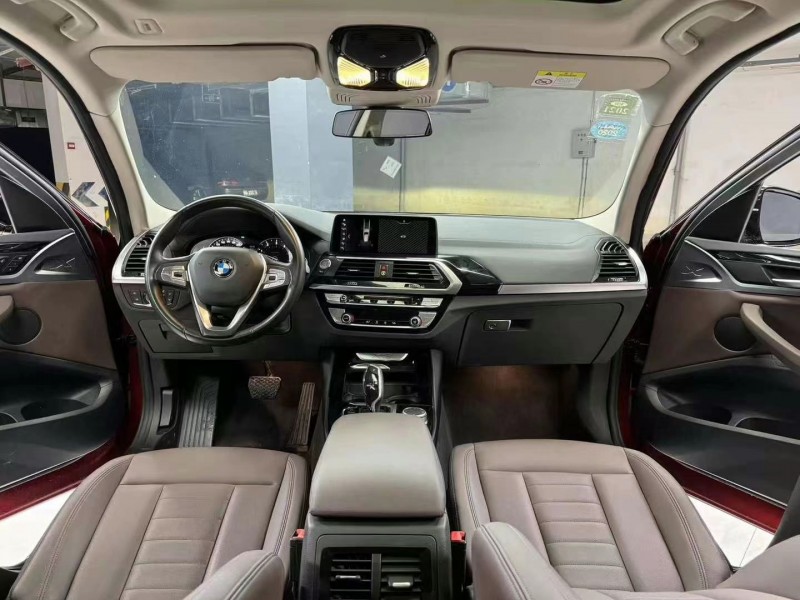 成都19年宝马X39