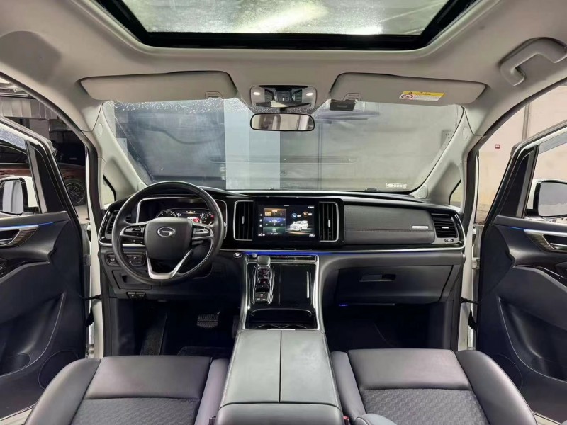 成都23年传祺M84