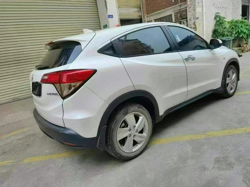 广州22年本田缤智8