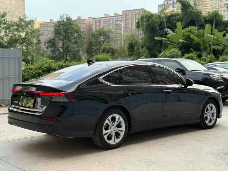 佛山23年本田雅阁5