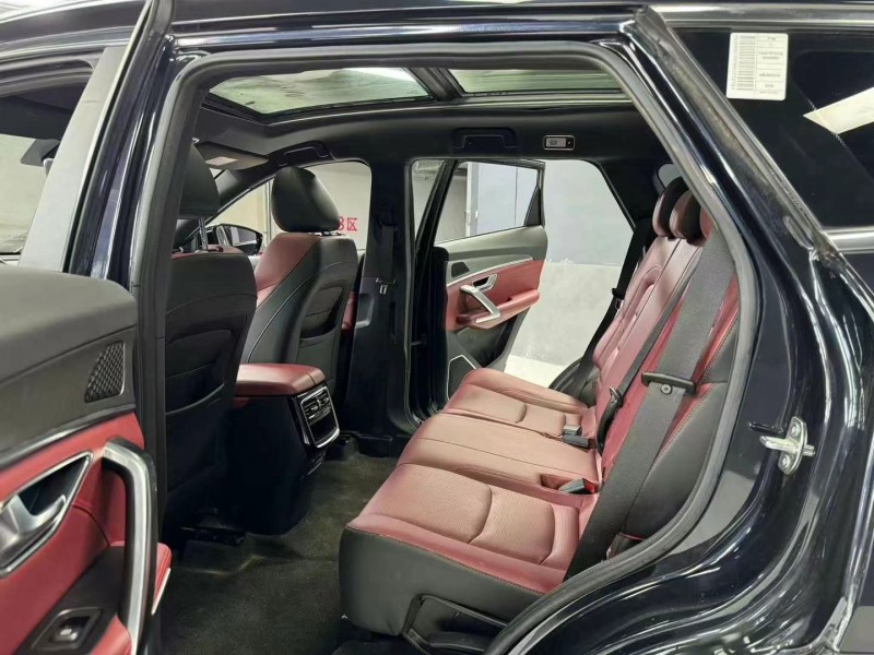 成都22年奇瑞捷途7