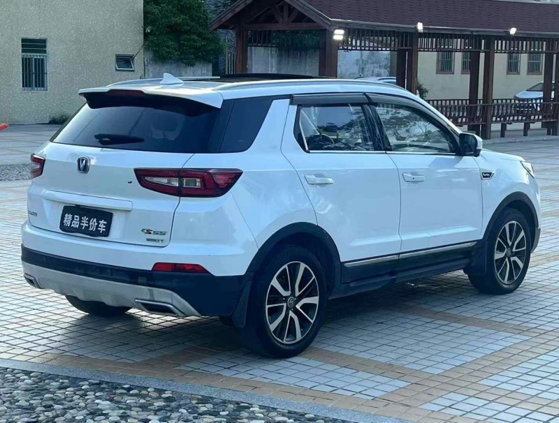 汕頭18年長安汽車CS558