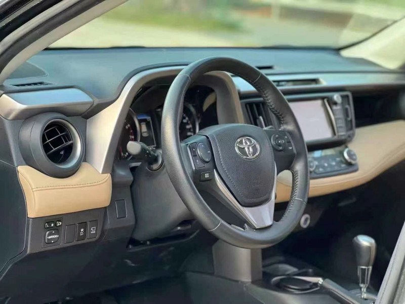 汕頭17年豐田RAV4榮放6