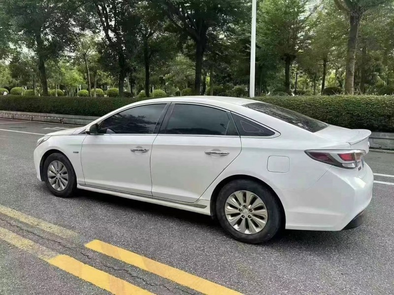 深圳17年现代索纳塔九6