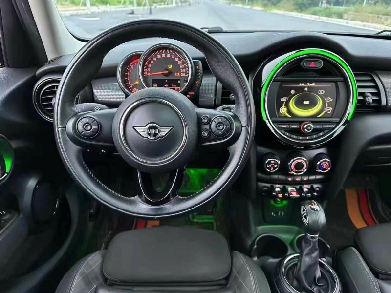 湛江16年MINICooper7