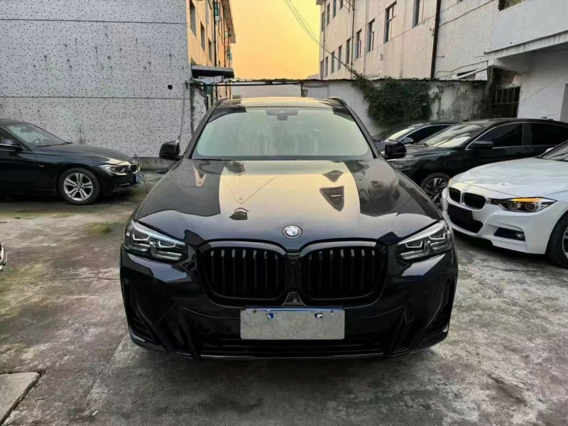 金華21年寶馬X31