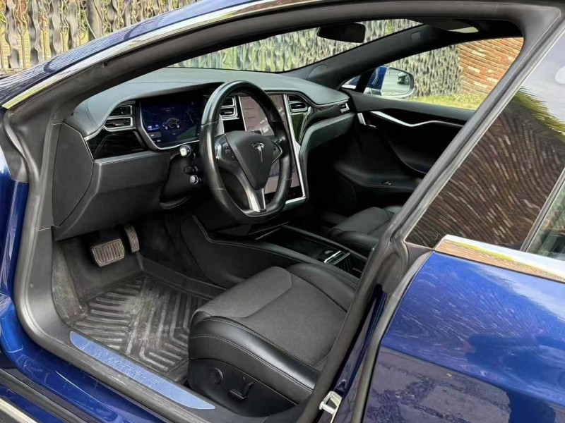 河源18年特斯拉MODEL S8