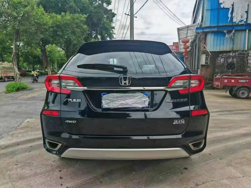 广州19年本田冠道5