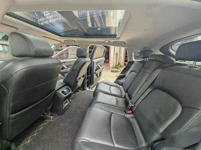 广州19年本田冠道8