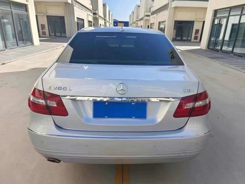 潍坊11年奔驰E5