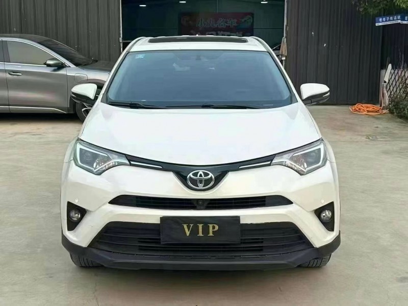 青岛18年丰田RAV41