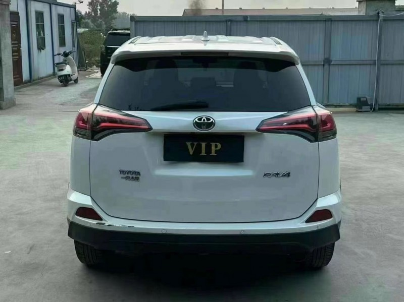 青岛18年丰田RAV46
