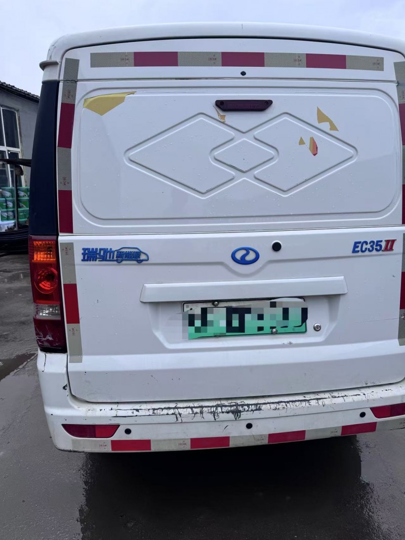 青岛22年瑞驰EC35新能源8