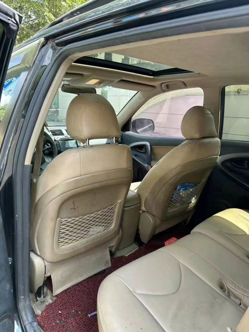 南昌13年豐田RAV4榮放4