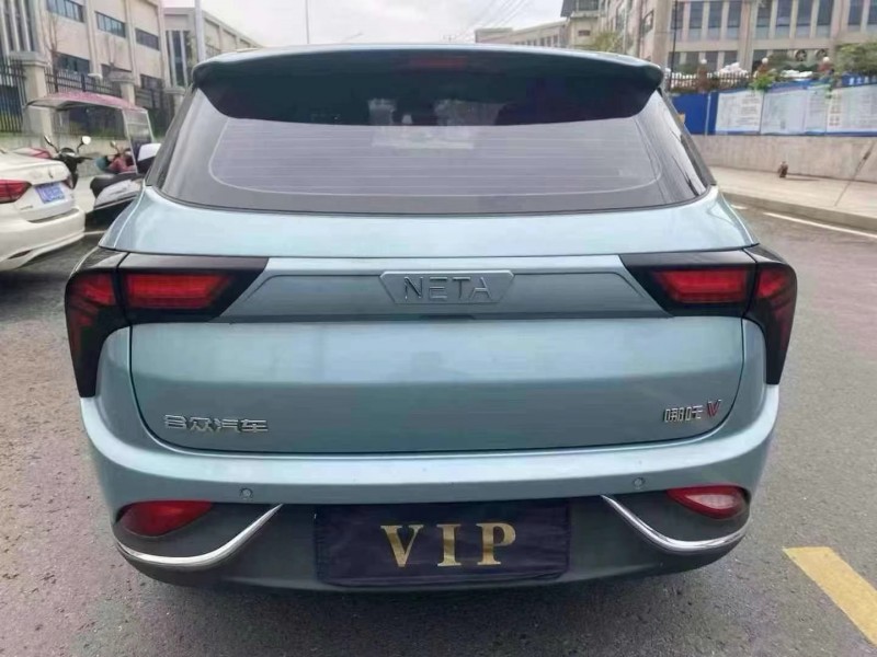 煙臺22年哪吒V5