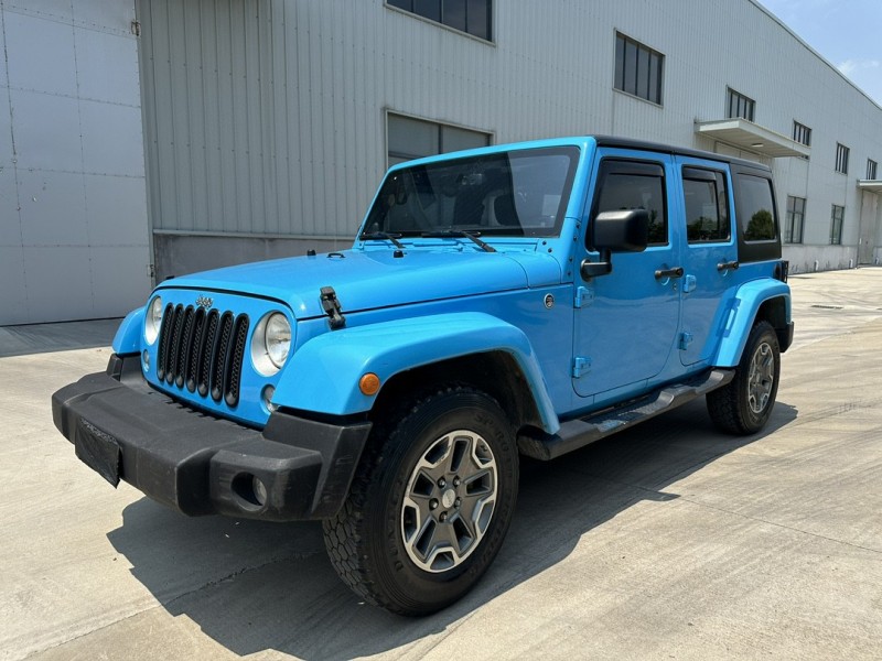 鹽城18年Jeep牧馬人3