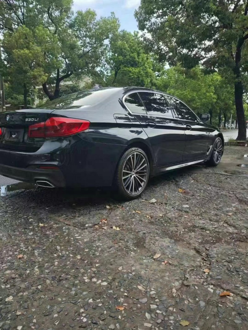 徐州20年宝马5系4