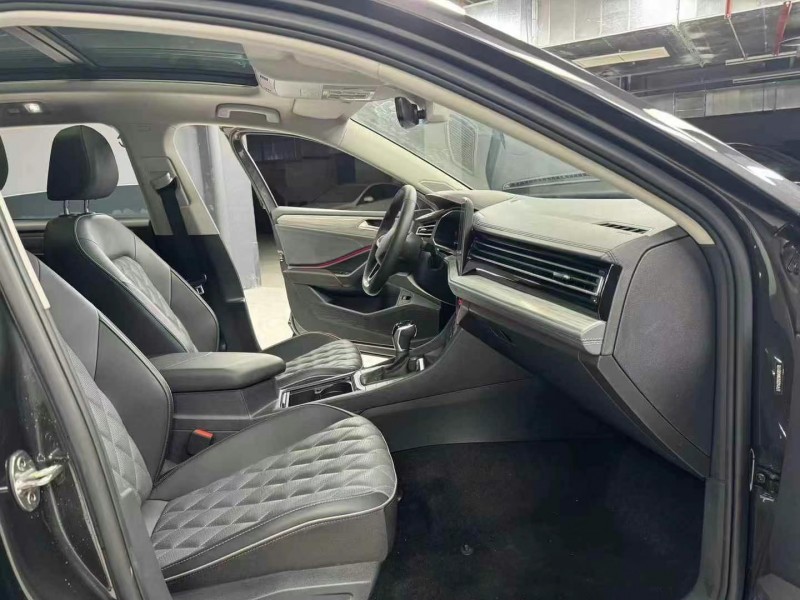 成都23年大众速腾7