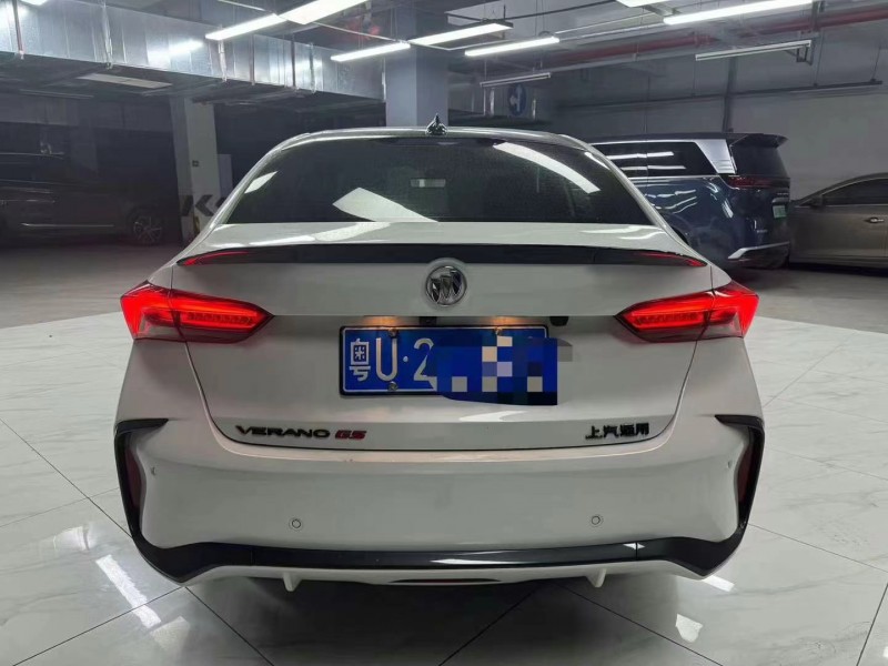 成都23年别克威朗5