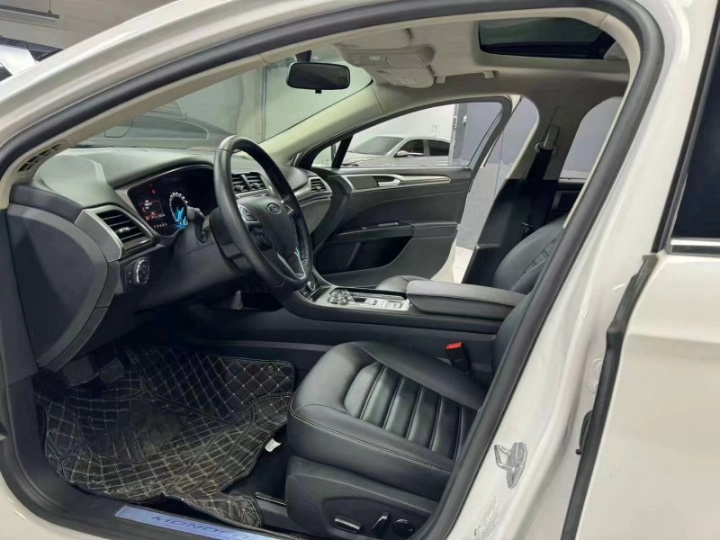 成都21年福特蒙迪欧6