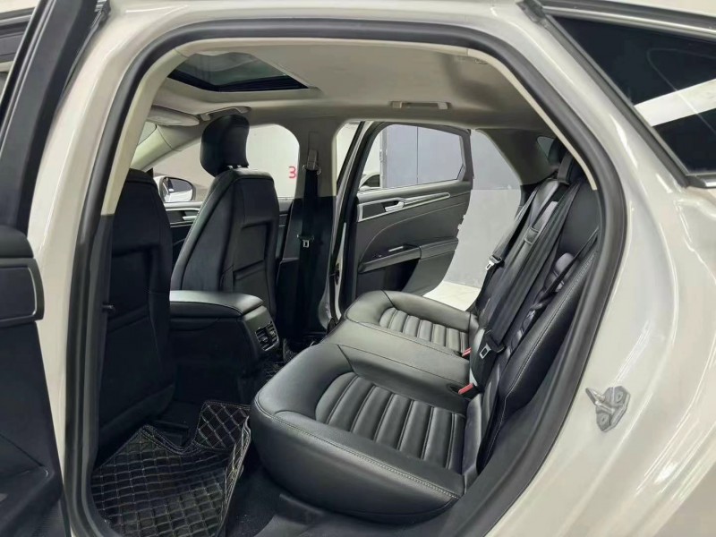 成都21年福特蒙迪欧8