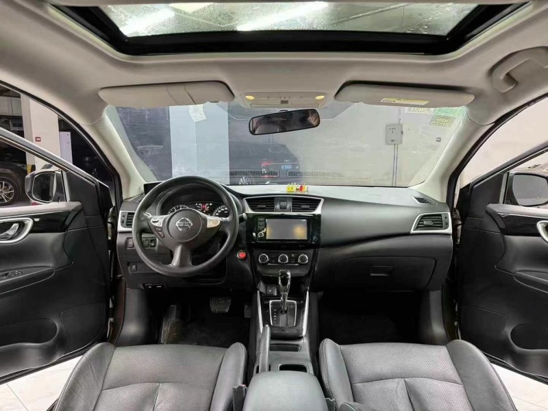 成都17年日产轩逸5