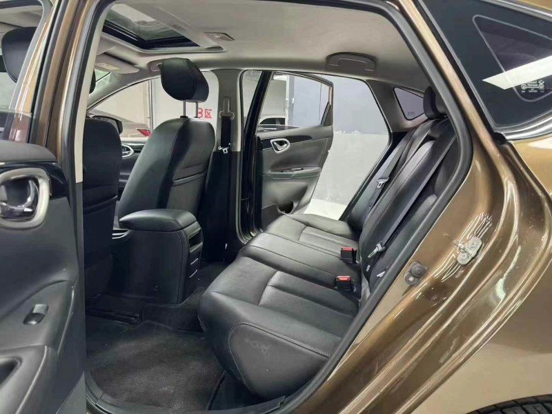 成都17年日产轩逸9