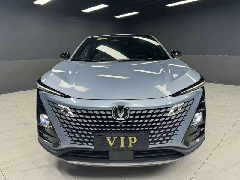 成都21年长安汽车UNI-T1