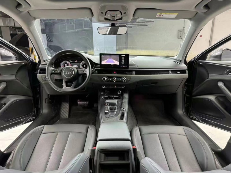 成都23年奥迪A4L7