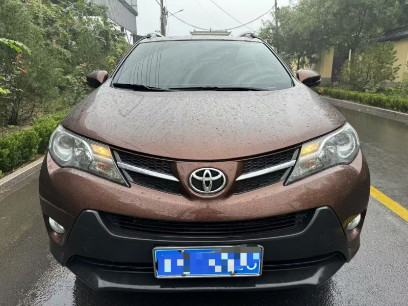 淄博16年豐田RAV4榮放1