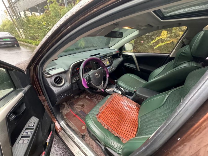 淄博16年豐田RAV4榮放4