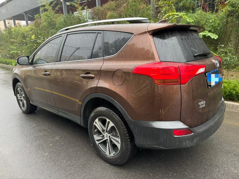 淄博16年豐田RAV4榮放8
