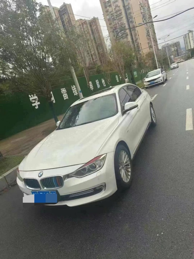 成都13年宝马3系3