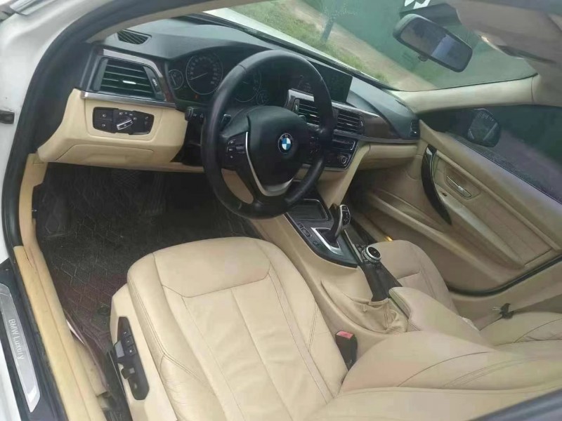 成都13年宝马3系6