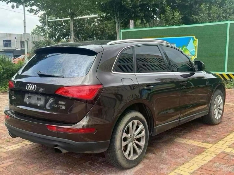 青岛14年奥迪Q57