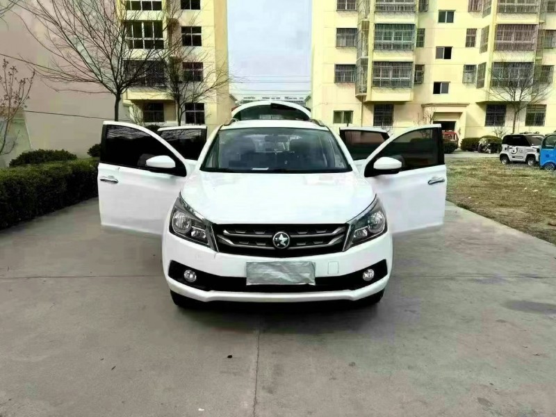 徐州17年啟辰T706