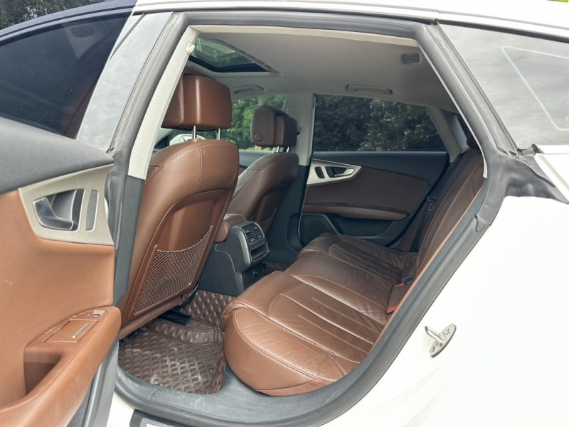 盐城16年奥迪A7L4